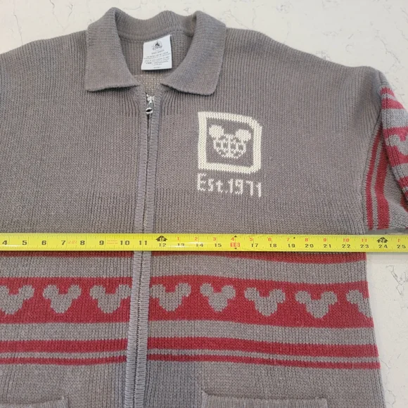 Walt Disney World Mickey Spirit Jersey Zip Front Sweater Cardigan size medium - Picture 4 of 6